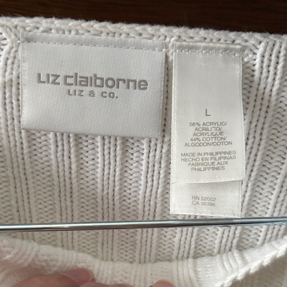 Liz Claiborne Women's Sweater. Boat Neck Style Cream Size Large - Picture 2 of 6